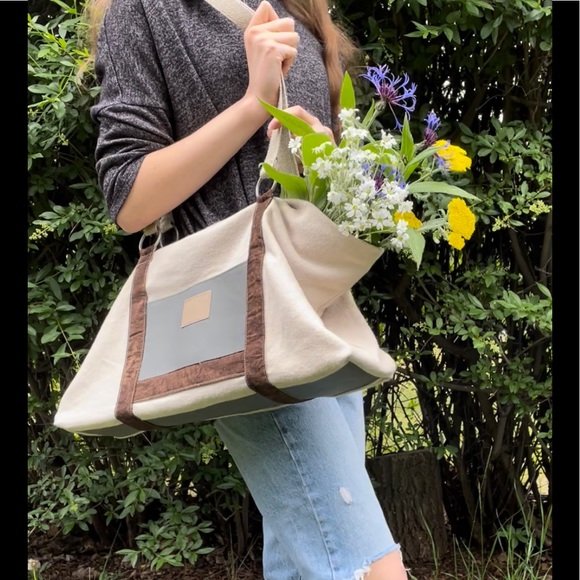 Tote bag, perfect for the market or as a book bag. - Picture 1 of 4